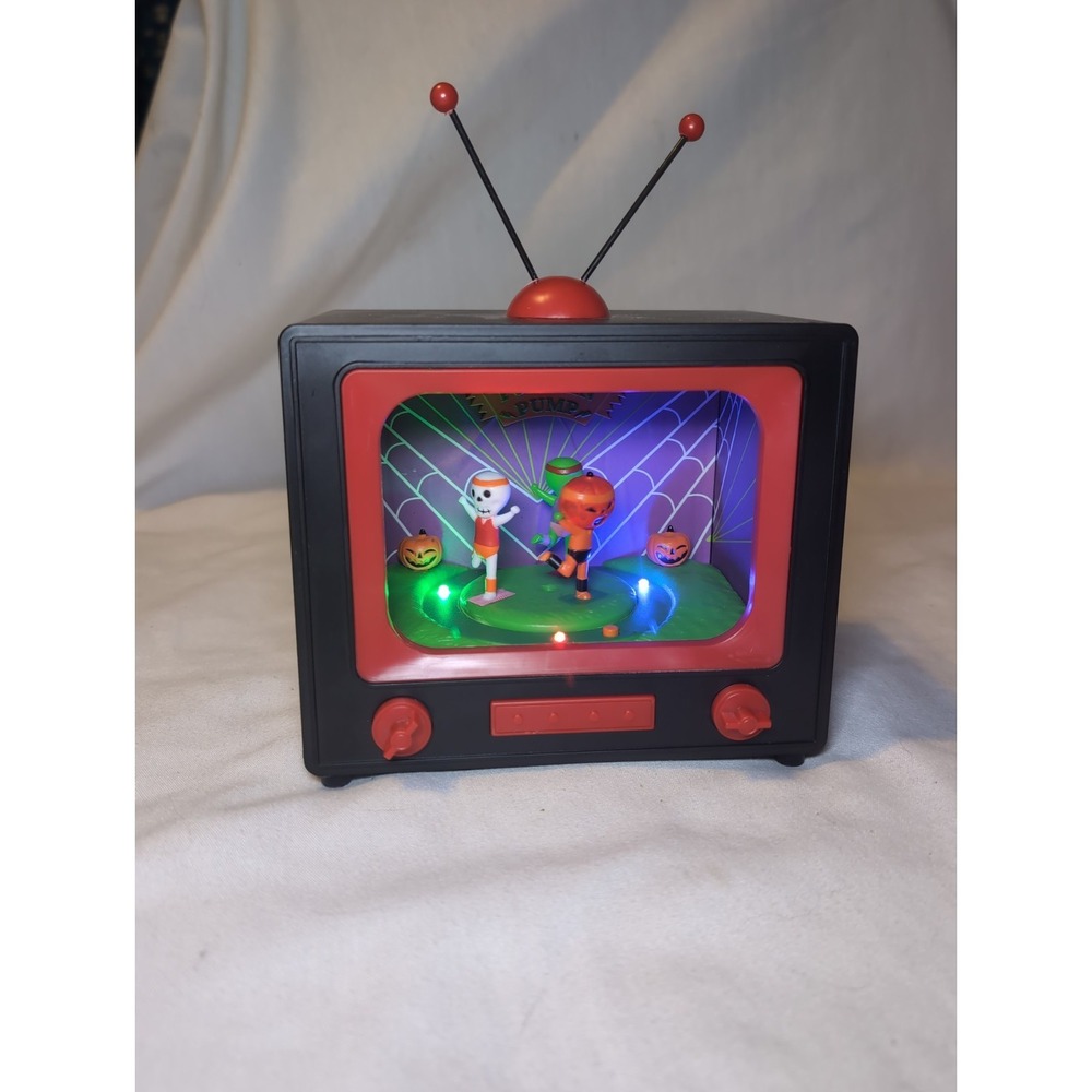 Target Hyde and Eek Pumpkin Pump TV Animated Sound Activated WORKS 6"x8"
